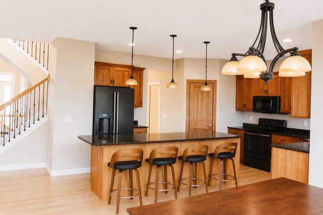 3137 Brookfield Drive, Marion, IA 52302