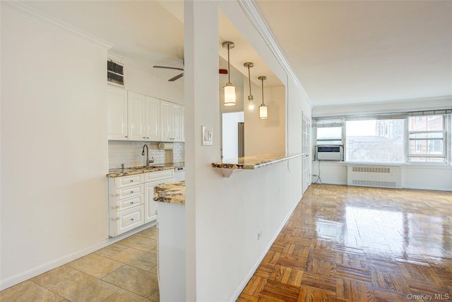 110-45 Queens Boulevard 402, Forest Hills, NY 11375