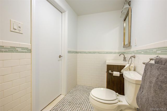 110-45 Queens Boulevard 402, Forest Hills, NY 11375