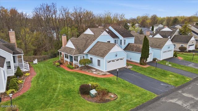 18 Kensington Place, Albany, NY 12209