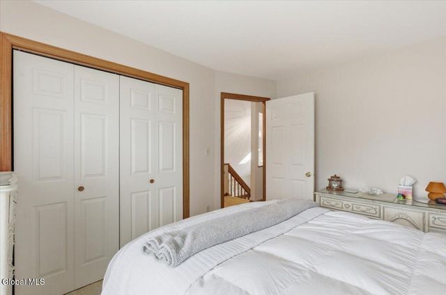 18 Kensington Place, Albany, NY 12209