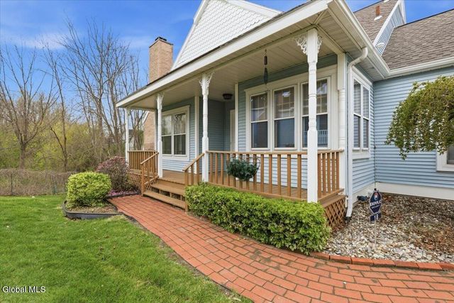 18 Kensington Place, Albany, NY 12209
