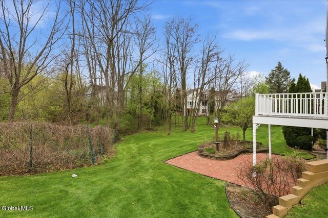 18 Kensington Place, Albany, NY 12209