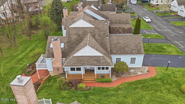 18 Kensington Place, Albany, NY 12209