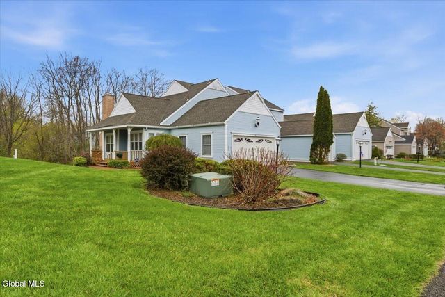 18 Kensington Place, Albany, NY 12209