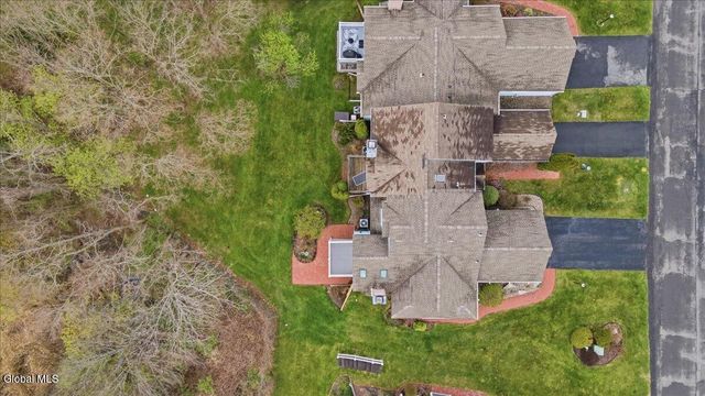 18 Kensington Place, Albany, NY 12209