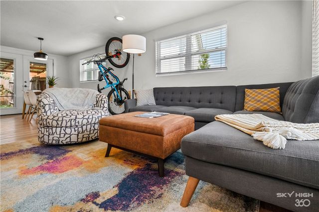 1107 Fillmore Street, Bentonville, AR 72712