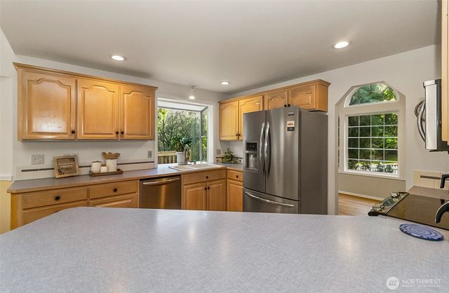 17824 25th Drive NW, Arlington, WA 98223