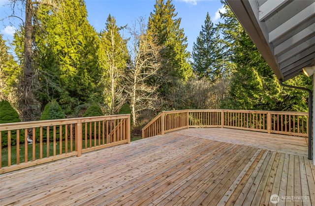 17824 25th Drive NW, Arlington, WA 98223