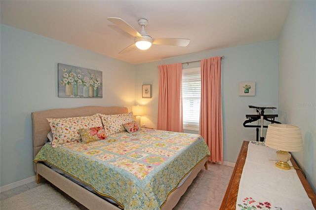 1100 E BAY DRIVE 104, Largo, FL 33770