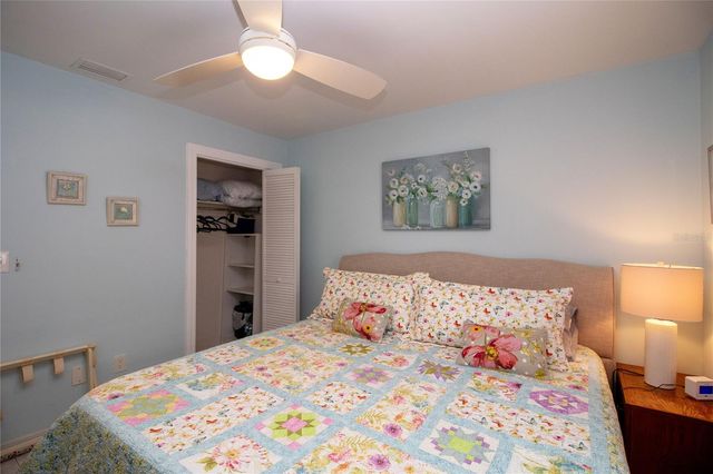 1100 E BAY DRIVE 104, Largo, FL 33770