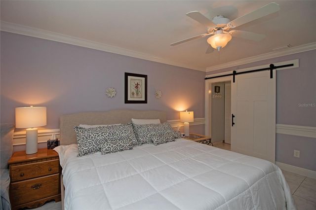 1100 E BAY DRIVE 104, Largo, FL 33770