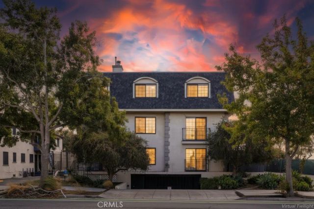 1020 Ocean Park 3, Santa Monica, CA 90405