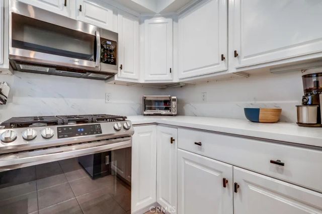 1020 Ocean Park 3, Santa Monica, CA 90405