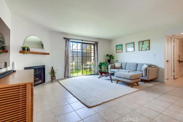 1020 Ocean Park 3, Santa Monica, CA 90405