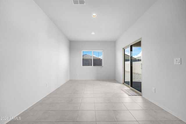 24372 W FLORES Drive, Buckeye, AZ 85326