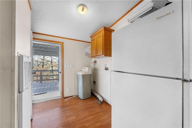 33 Skyview Lane, Holiday Island, AR 72631