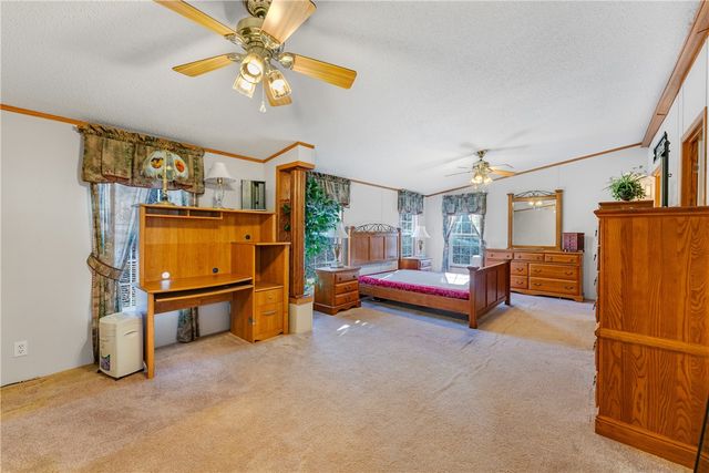 33 Skyview Lane, Holiday Island, AR 72631