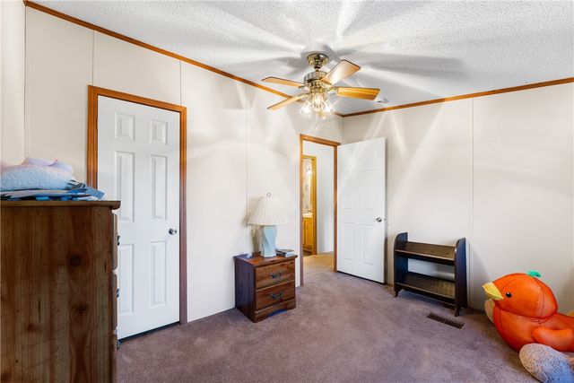 33 Skyview Lane, Holiday Island, AR 72631