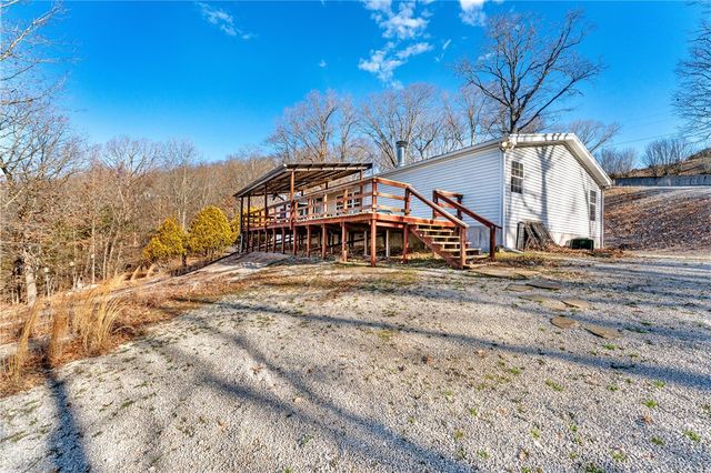 33 Skyview Lane, Holiday Island, AR 72631