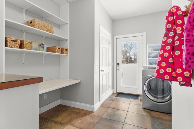 8048 Marsh Creek Alcove, Woodbury, MN 55125