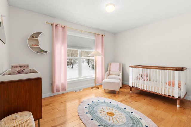 8048 Marsh Creek Alcove, Woodbury, MN 55125