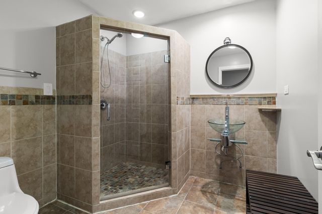 8048 Marsh Creek Alcove, Woodbury, MN 55125