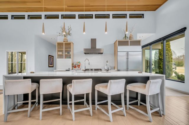 1425 Wilson Pike, Brentwood, TN 37027