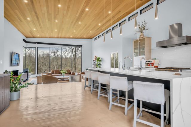 1425 Wilson Pike, Brentwood, TN 37027