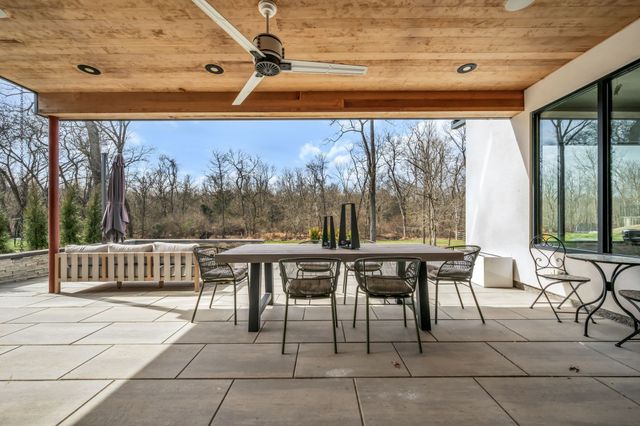 1425 Wilson Pike, Brentwood, TN 37027