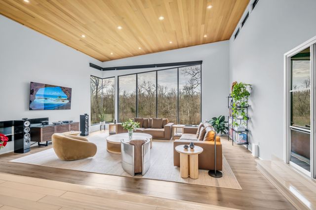 1425 Wilson Pike, Brentwood, TN 37027