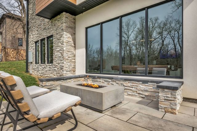 1425 Wilson Pike, Brentwood, TN 37027