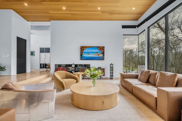 1425 Wilson Pike, Brentwood, TN 37027