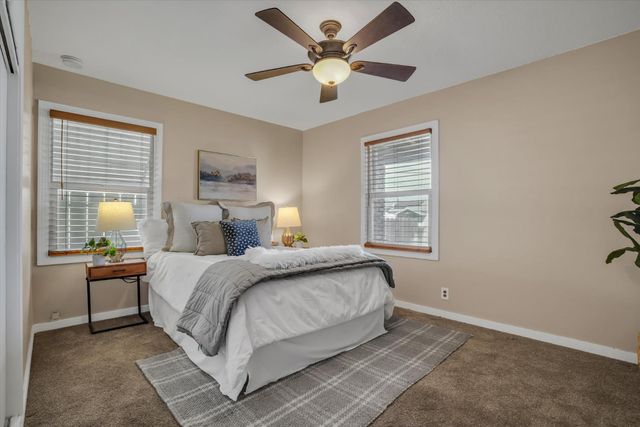 628 E North St, Manteca, CA 95336