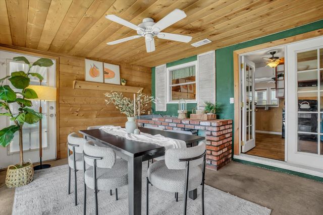 628 E North St, Manteca, CA 95336