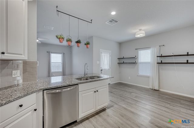 3433 Canyon Ridge, Seguin, TX 78155