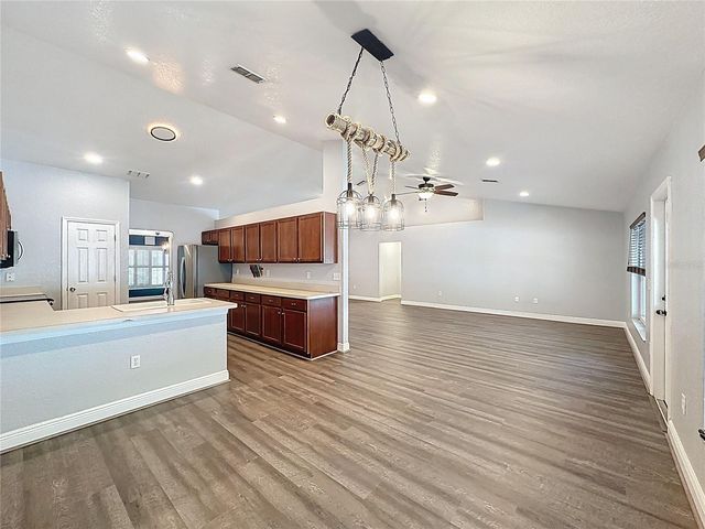 31249 SATINLEAF RUN, Brooksville, FL 34602