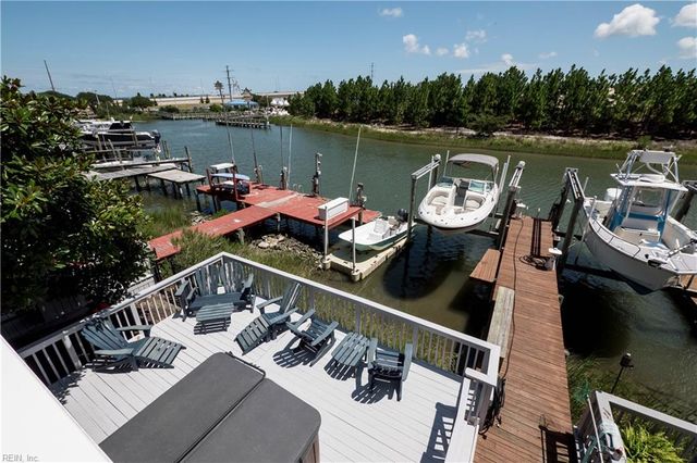 2082 Tazewell RD, Virginia Beach, VA 23455