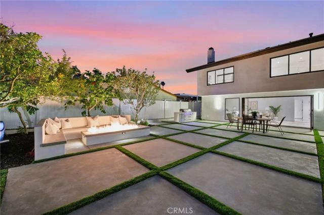 6 Monterey, Corona Del Mar, CA 92625