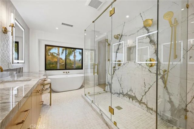6 Monterey, Corona Del Mar, CA 92625
