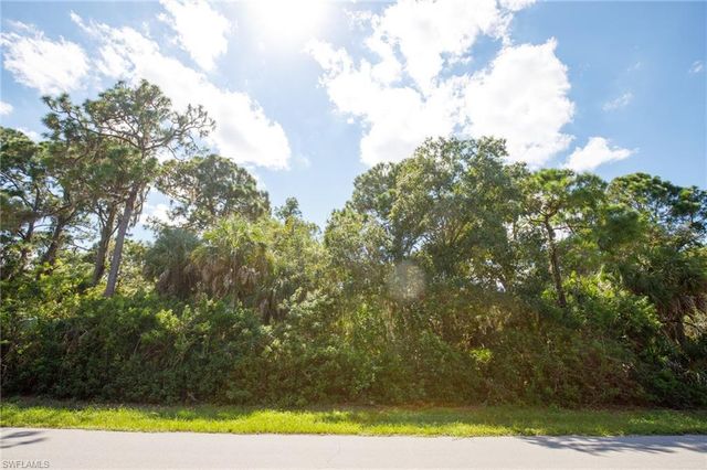 175 Sesame RD E, Rotonda West, FL 33947