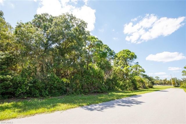 175 Sesame RD E, Rotonda West, FL 33947
