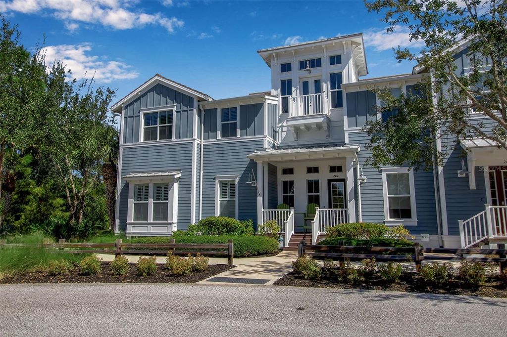 321 SAPPHIRE LAKE DRIVE 202, Bradenton, FL 34209