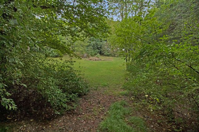 496 Kuwe Lane, Lapeer, MI 48446