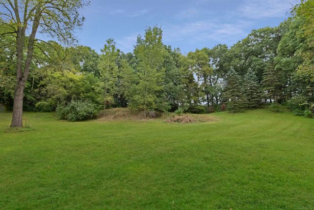496 Kuwe Lane, Lapeer, MI 48446