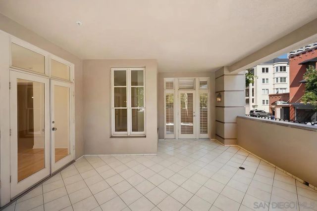 650 Columbia Street 115, San Diego, CA 92101