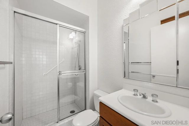 650 Columbia Street 115, San Diego, CA 92101