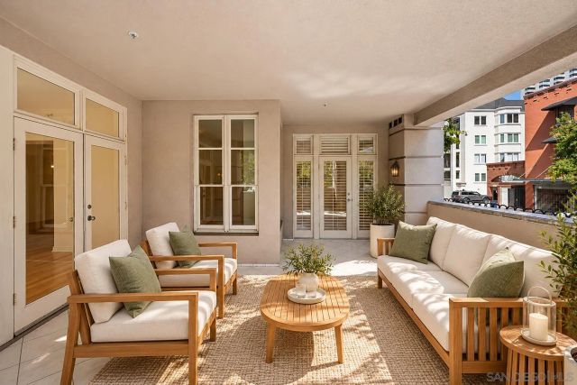650 Columbia Street 115, San Diego, CA 92101