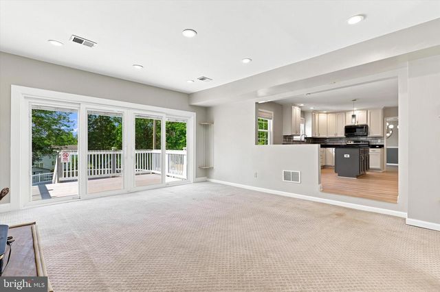 616 MEADOWLARK RD, Audubon, PA 19403