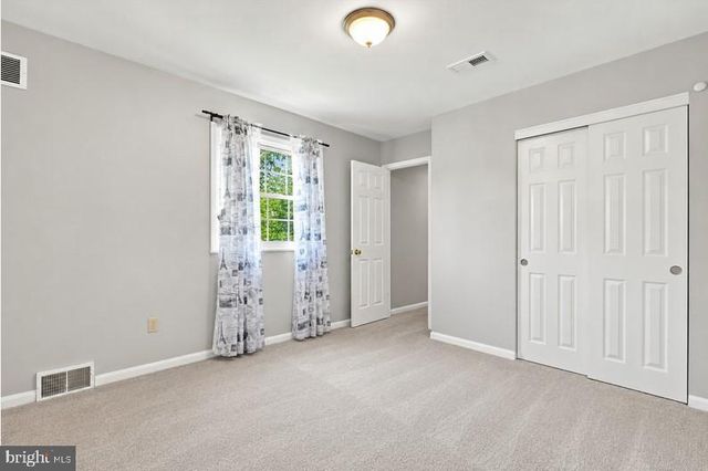 616 MEADOWLARK RD, Audubon, PA 19403